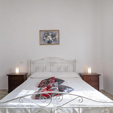 Casa Estilo Espanol マリーナ・ディ・マンカヴェルサ エクステリア 写真